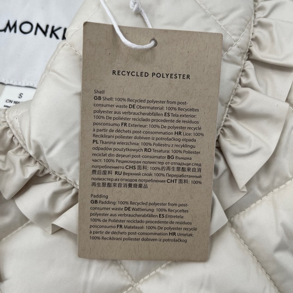 Monki Quilted Vest with Collar in Cream - Size Small - Picture 11 of 16